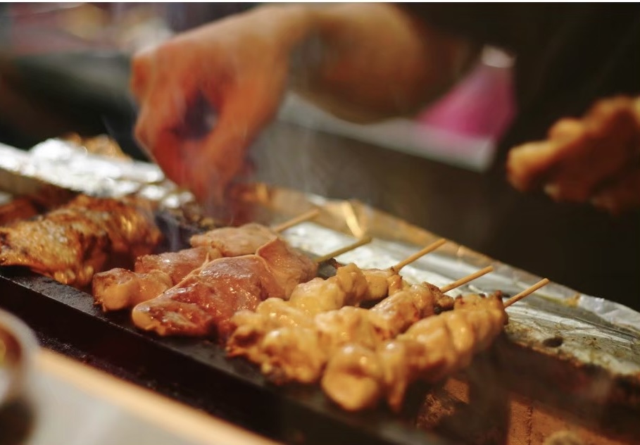 炭火　焼きとん　焼鳥　出陣　高円寺店